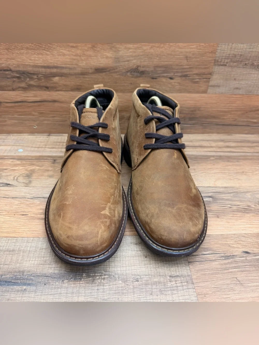Ecco Men's size 8-8.5 Turn Tie GTX Waterproof Chukka Boots